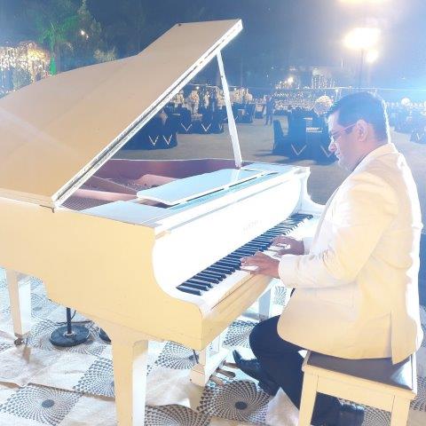 best pianist surat